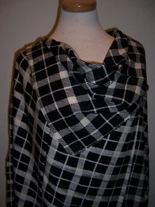 FABRIC 012 BLACK CREAM PLAID SHIRTING VISCOSE - Picture 1 of 3