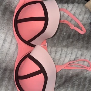 Victoria's Secret The Flirt Bandeau bikini top pink padded push up  size 34DD - Picture 1 of 13