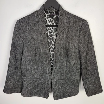 Blazer Express Blanco y Negro Espiga Forro Estampado Animal Talla 10 #0509 Usado en Excelente Condición Foto 1 de 4