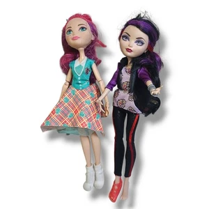 Muñecas Ever After High - Regreso a la escuela Meeshell & Raven Queen *Falta 1 zapato - Imagen 1 de 8