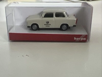 Spur H0 1:87 Herpa 020763 Trabant 601 S, Grigio Deutsche Post Nuovo OVP - Immagine 1 di 2
