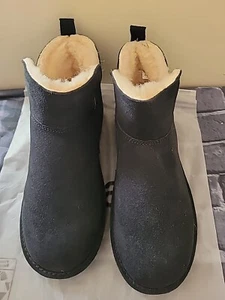 BEARPAW Annabelle Suede Boot, Dark Blue,  Women, Sz 10, Pre-owned - Picture 1 of 13