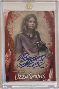 2016 Topps Walking Dead Survival Box-Lizzie Samuels Auto