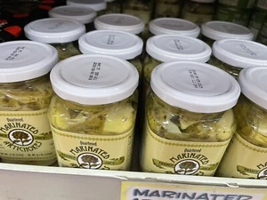 1 Jar Trader Joe’s Quartered Marinated Artichokes - Picture 1 of 2