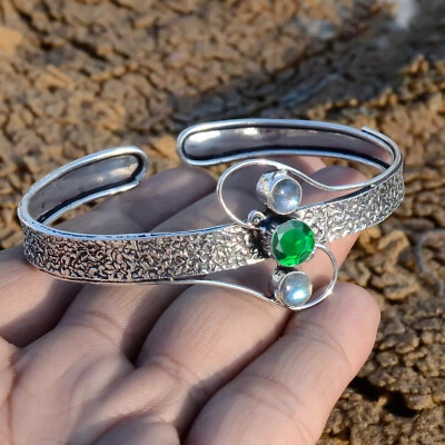 Brazalete de mano de plata de ley 925 con diopsido cromado, piedras preciosas de labradorita de fuego Foto 1 de 4