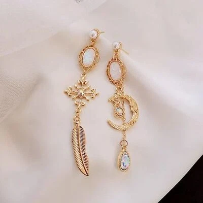 Pendientes colgantes de oro con diamantes de imitación brillantes y perlas boho luna creciente celestial NUEVO Foto 1 de 4