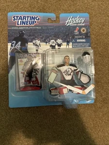 Starting Lineup 1999/2000 NHL Dominik Hasek Brand New Hasbro Sealed Hockey - Picture 1 of 6