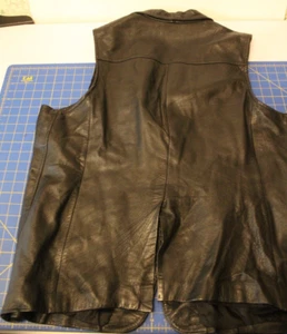 Gilet da motociclista in pelle nera Hecho En Mexico uomo M vintage? Pulsante - Foto 1 di 6