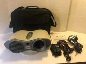 3M S10 3LCD Multimedia Projektor HD 1080i 1.200 Lumen mit Fernbedienungen - Bild 1 von 11