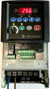 Allen Bradley 22A-D6P0N104 Ser. A PowerFlex 4, unidad de CA, 22A-D6P0N104 - Imagen 1 de 6
