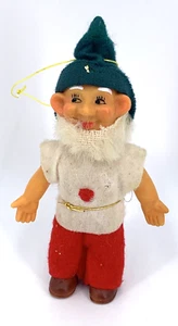 Adorno de Navidad Troll Vintage Muñeca Gnomo Fieltro Plástico 5" Alto - Imagen 1 de 9