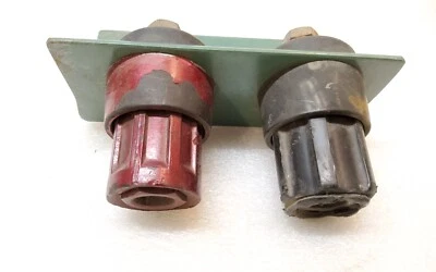 Power Junction Block Bulkhead For External Power Leads - Image 1 of 4