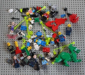 Lego Minifiguren Teile Konvolut - Figuren/Teile/Ersatzteile/Zubehör - Bild 1 von 5