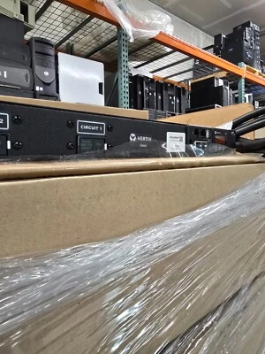 Vertiv Geist Upgradeable 10 Outlet PDU NI30578 MN03E1R1-10R203-3TL5A0H10-S - Image 1 of 4