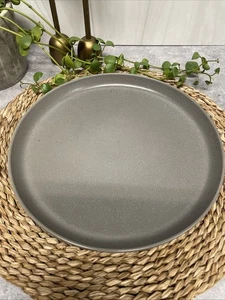 Piatto piano Threshold Tilley bronzo (grigio marrone) 10 5/8" opaco - Foto 1 di 6