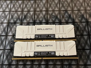 Crucial Ballistix 16GB (2x8GB) DDR4 RAM 3000MHz w/XMP (BL8G30C15U4W.M8FE1) - Picture 1 of 2