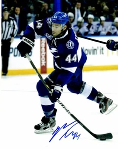 Nick Tarnasky Signed - Autographed Tampa Bay Lightning 8x10 inch Photo - Picture 1 of 2