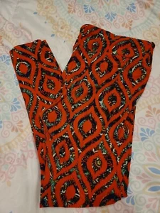 LuLaRoe TC Leggings USED - Red, Green, Navy Pattern - Picture 1 of 5