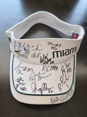 Olsen Hester Firmado Universidad de Miami Huracanes Visera Blanca 14 Autos de Fútbol Foto 1 de 4