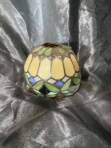 Tiffany Style Stained Glass Lamp Shade 5" Tall / 6.5" Diameter - Picture 1 of 3