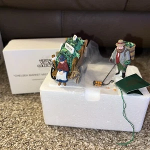 Dept 56 Heritage Village Chelsea Market Mistletoe Monger & Cart with Box 5826-2 - Picture 1 of 13