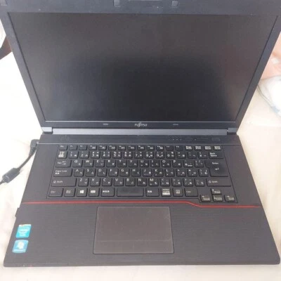 Fujitsu LIFEBOOK A553/G Intel Celeron B730 RAM 2GB Black - Image 1 of 4