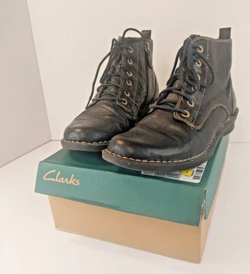 Clarks Boots Ankle Black Women's Flat Sz 6.5 Leather Lace Up Shoes Combat Moto - Image 1 of 4
