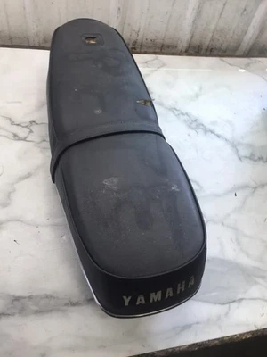 Asiento 64 Yamaha YA6 125 Santa Barbara Foto 1 de 4