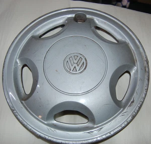 Genuine Volkswagen - VW Polo - Wheel Trim - Hub Cap - 13" x1 - Picture 1 of 7