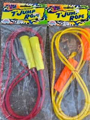 2 веревки для прыжков 1991 Funrise Toy 7' как новые в упаковке - Изображение 1 из 4