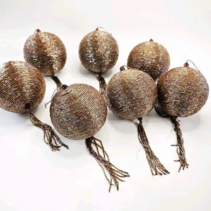 7 schillernde goldfarbene 4 Zoll Perlen Weihnachtsschmuck * einige müssen repariert werden  - Bild 1 von 10