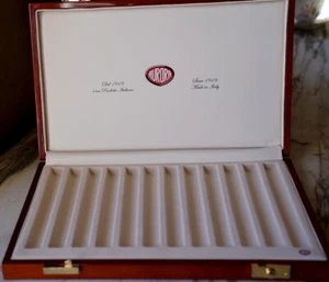 Aurora - Beautiful Lacquered Wooden Pen Box Brown - Model 12 Slots - Picture 1 of 10