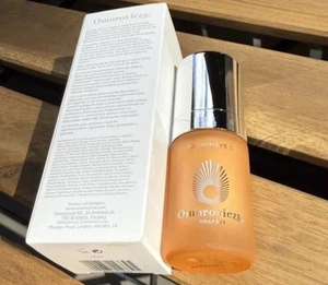 Omorovicza Illumineye C, 0,5 oz. 15 ml - Nuevo en caja tamaño completo venta al por menor $150 - Imagen 1 de 5