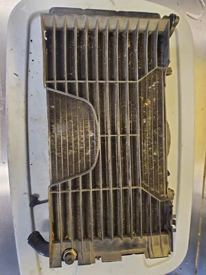 91 - 94 Honda CBR600 F2 radiator with guard fan temp sensor - Image 1 of 4