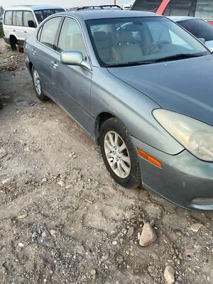 Vidrio delantero derecho usado para puerta delantera se adapta a: Lexus ES300 2003 delantero derecho grado A Foto 1 de 4