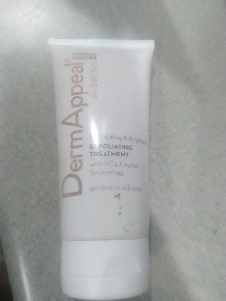 Dermappeal 6,5 OZ Mega Tubo Pulificador e Iluminador de la Piel Foto 1 de 1