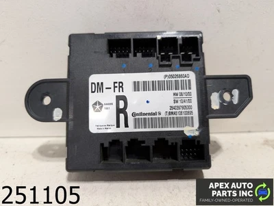 Chrysler Town & Country 2011 módulo de puerta de 3,6 L fabricante de equipos originales Foto 1 de 4