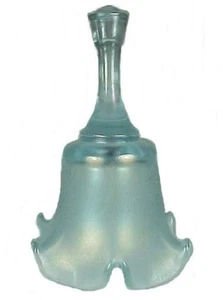 Fenton Bell Blue Velvet Satin Glass Star Crimp 1980s 80s Vintage American Art - Picture 1 of 4