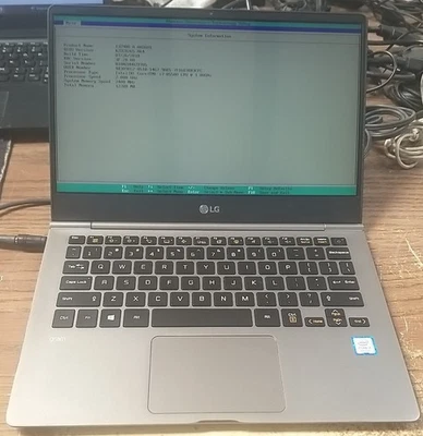 Portátil LG Gram 13Z980-A con i7-8550U 1,80 GHz, 12 GB, 256 GB. *LEER⬇️* Foto 1 de 4