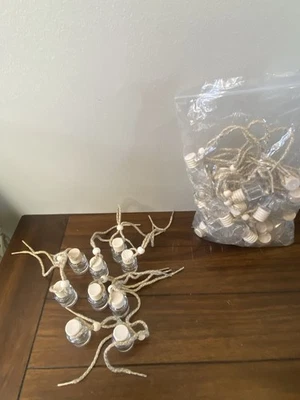 Difusores de ambientador de coche vacíos colgantes en cuerdas Foto 1 de 4