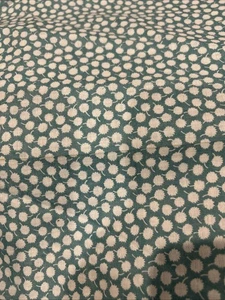 Vintage Lightweight Green And White Cotton Fabric - Picture 1 of 5