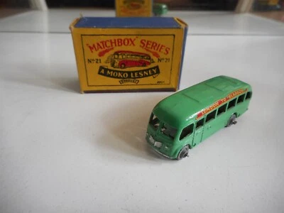 Matchbox Moko Lesney Bedford Coach en vert dans sa boîte - Photo 1/4
