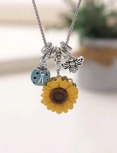 Collar de acero inoxidable pintura girasol abeja y ladybird - Imagen 1 de 3