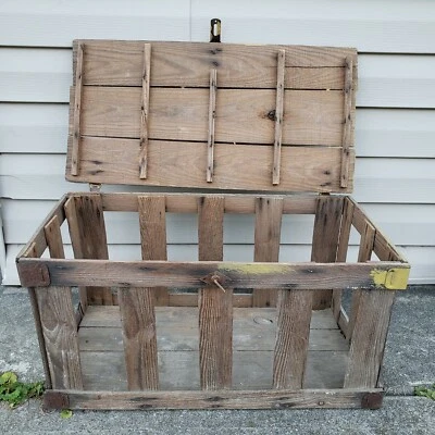 Antique Vintage Primitive Slatted Wood Berry Crate Box Rustic Farm Country Decor - Image 1 of 4