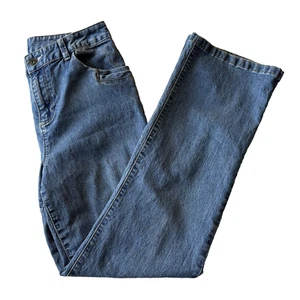 Christopher & Banks Women's Jeans Size 8 Medium Wash Micro Boot Cut Flap Pockets - Picture 1 of 14