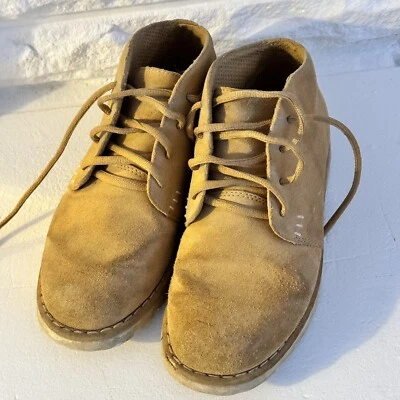 Lugz Chukka Suede Work Boot Women’s 6 Classic Golden Wheat Low Heel - Image 1 of 4