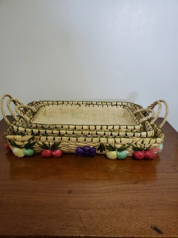 Vintage MCM Nesting Lined Wicker  Baskets with  Fruit Raffia set of 3 pyrex Cover