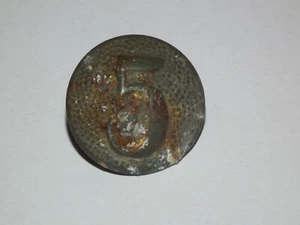 WW2 GERMAN ARMY SOLDIERS UNIFORM BUTTON 5 (1334) - Picture 1 of 2
