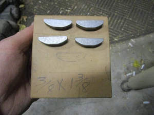 4 NOS #129 3/8" X 1-3/8" Llave Woodruff Media Luna Máquina Polea Piñón Etc EE. UU. - Imagen 1 de 4