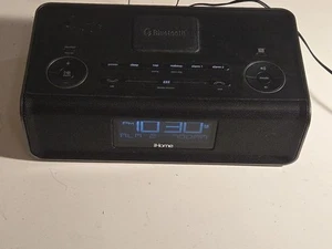 iHome iBN43 Bluetooth NFC FM Clock Radio With USB Charging and Dual Alarm - Picture 1 of 5
